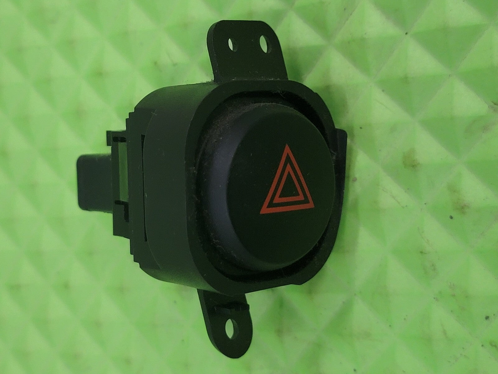 🔥2005-2007 Nissan Pathfinder Hazard Lights Switch Unit Control Factory OEM SW53