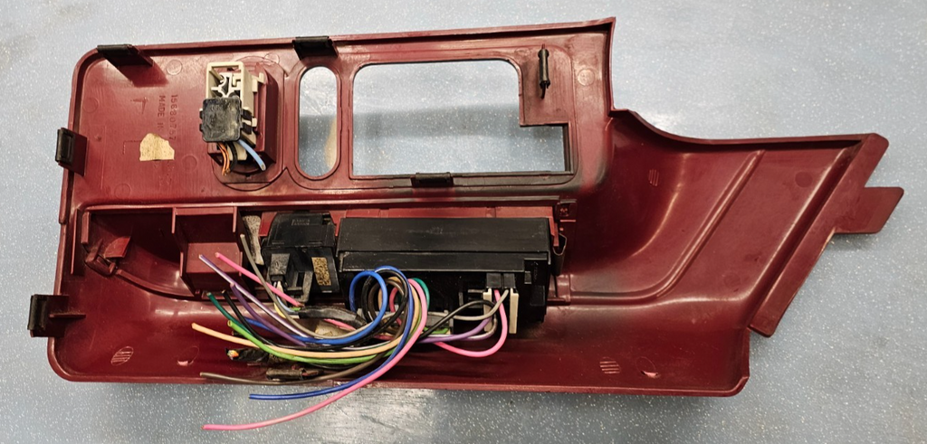🔥1992-1994 CHEVY SUBURBAN Left Driver LH Window Door Switch Panel Red OEM