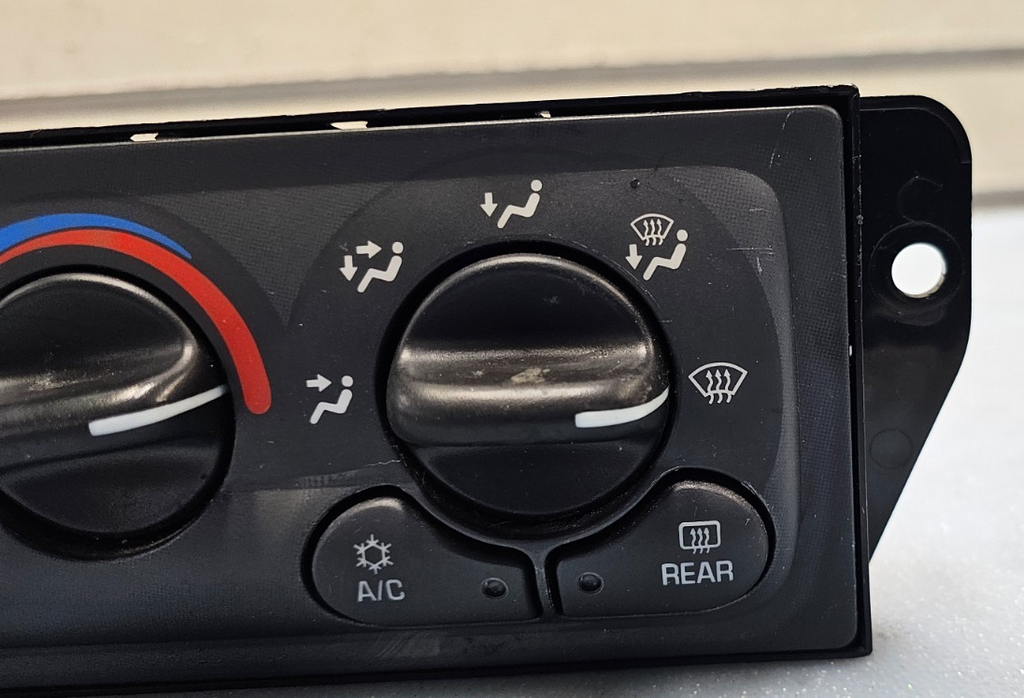🔥97-03 Chevy Malibu Dash AC HVAC AC Climate Control Heater Temperature Black