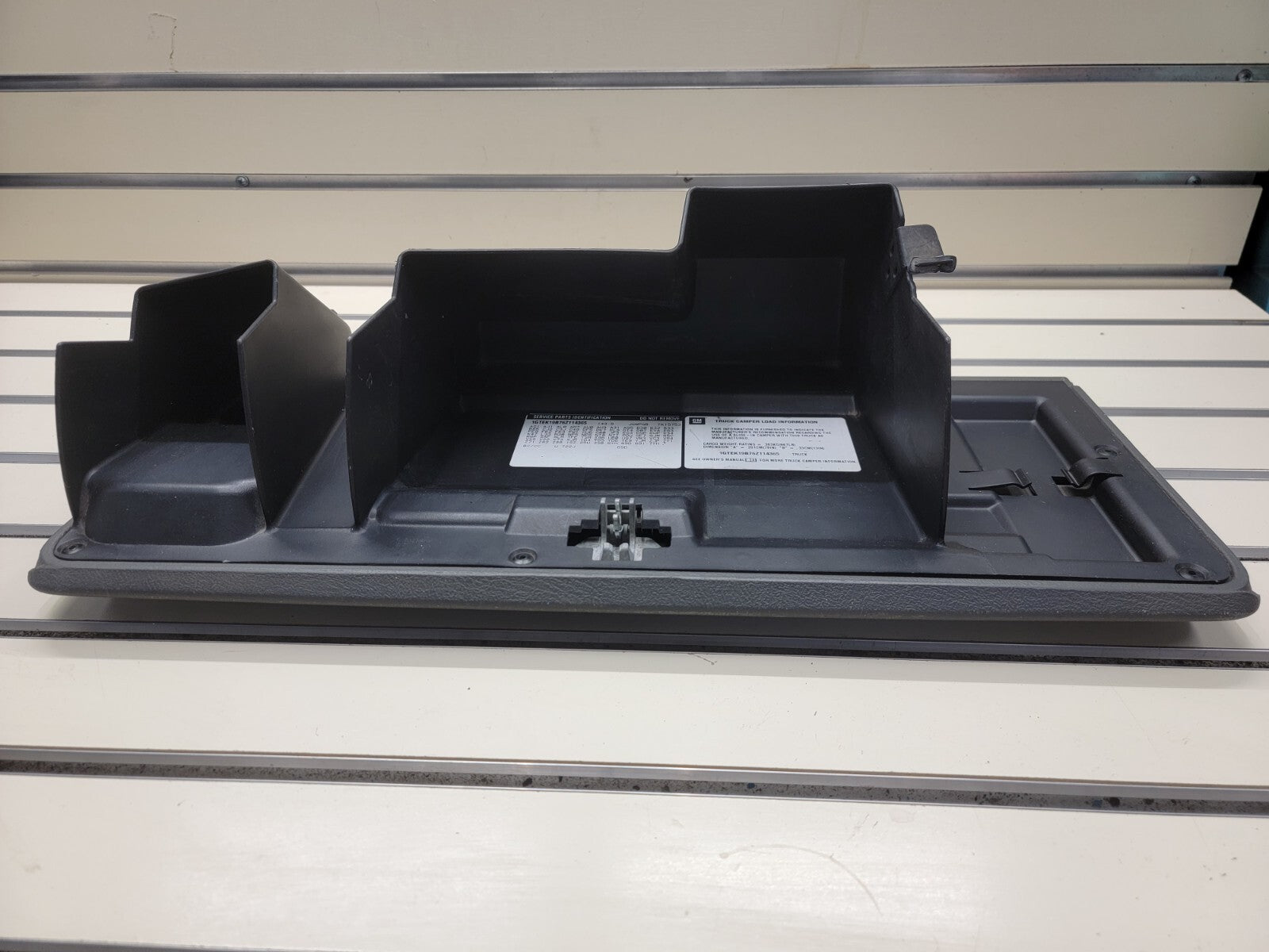 🔥99-06 SILVERADO SIERRA Dash GLOVE BOX Storage Compartment Assembly DK Gray G3