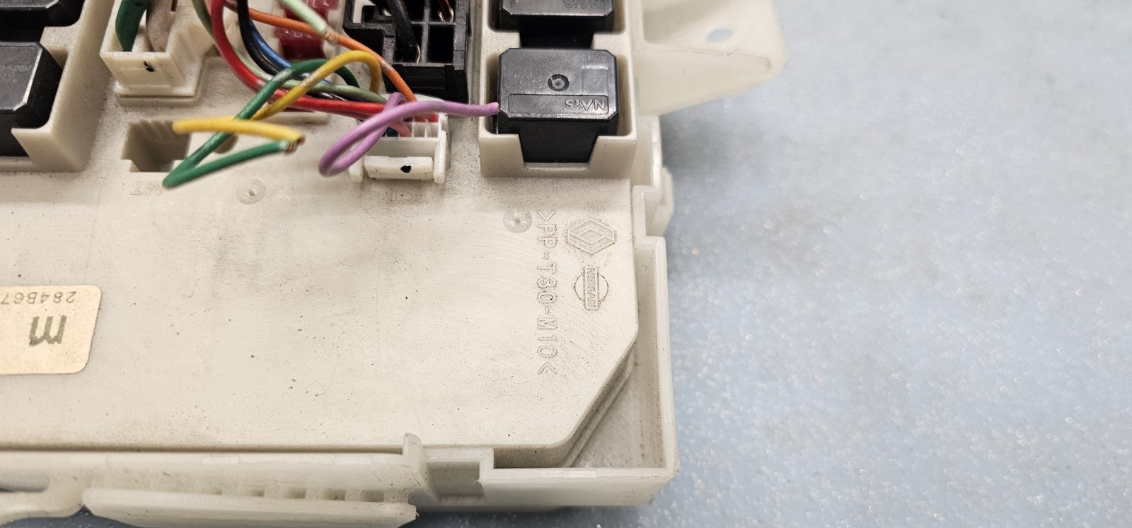 🔥04-10 Nissan Titan Armada Fuse Box Body Control Distribution Module Assembly