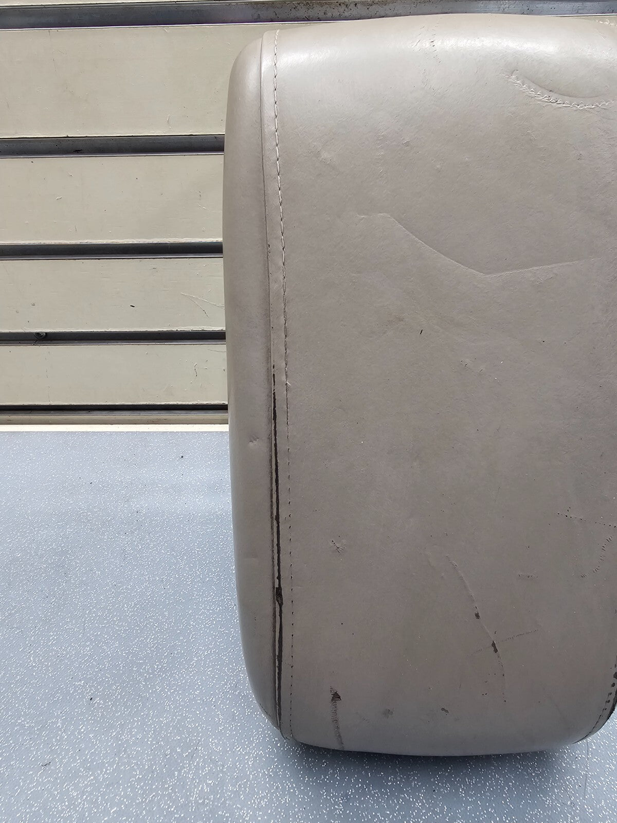 🔥2002-2005 Hyundai XG350 Center Console Arm Rest Lid Cover Tan OEM