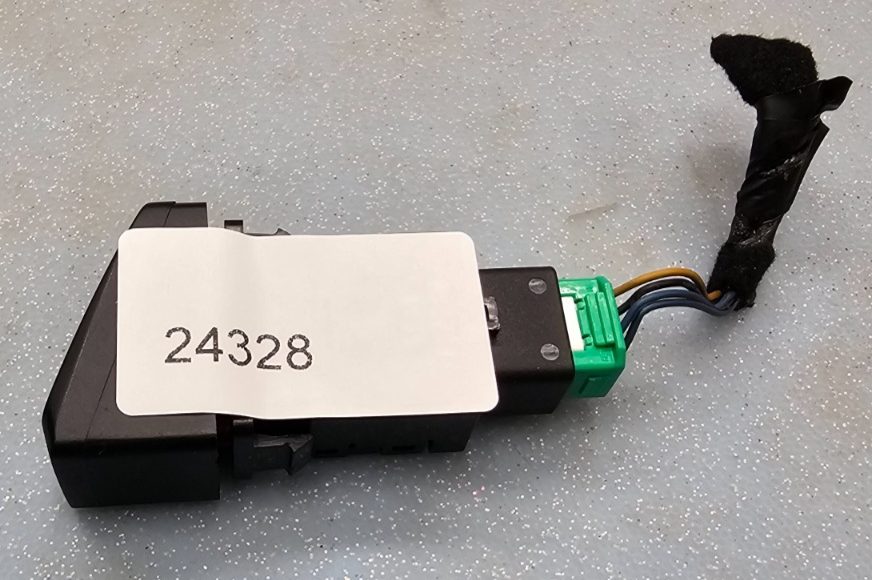 🔥04-09 Hyundai Tucson Hazard Emergency Light Lamp Control Switch Assembly Black