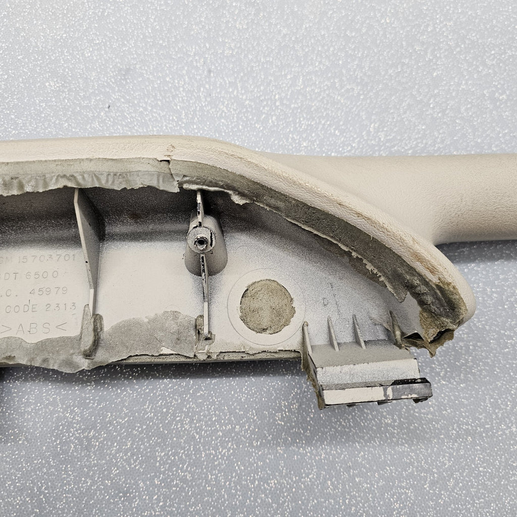 03-06 Chevrolet GMC Silverado Tahoe Front LEFT Door Armrest Handle Light Tan H2