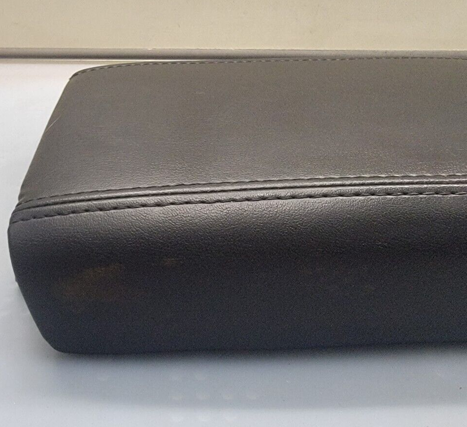 🔥07-17 TRAVERSE ACADIA Outlook Enclave Leather Armrest Console Lid Cover BLACK