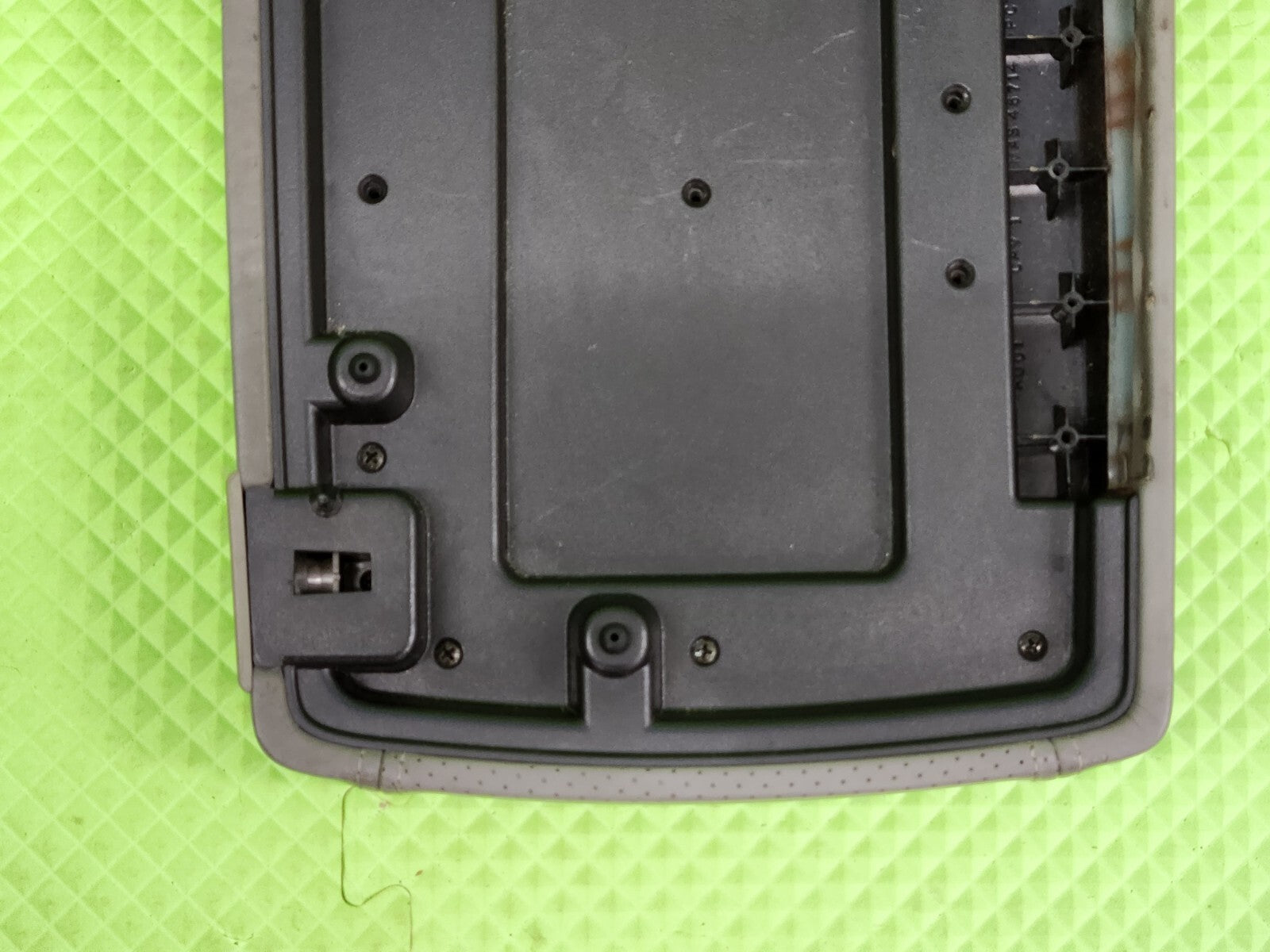 🔥02-06 Cadillac ESCALADE YUKON Center Console Armrest Storage LEATHER GRAY