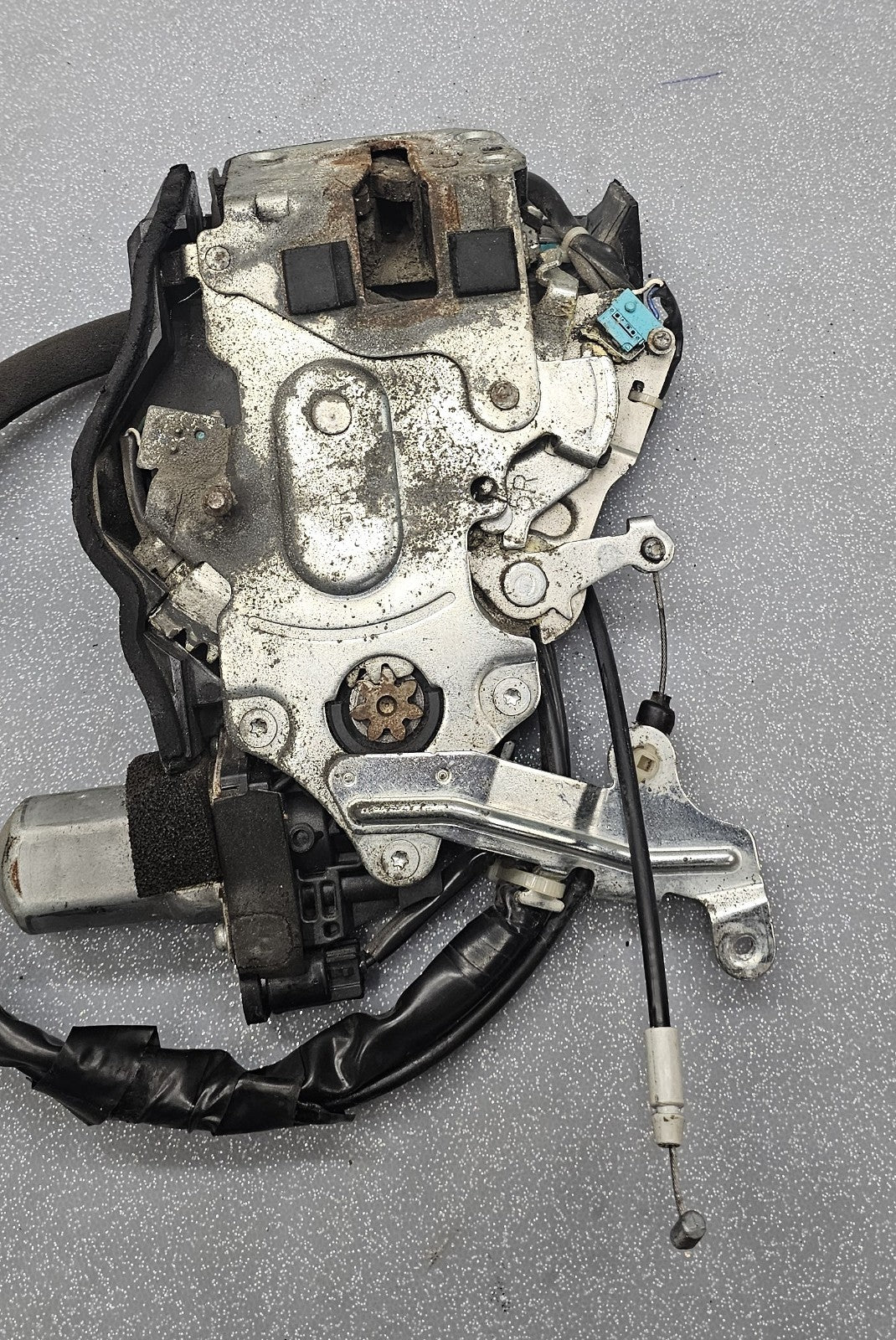 🔥 04-10 TOYOTA SIENNA REAR RIGHT POWER SLIDING DOOR LOCK LATCH ACTUATOR OEM