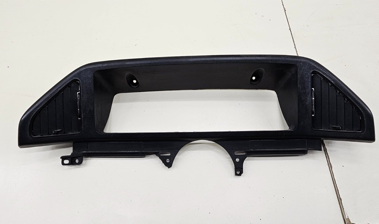 87-91 Ford F150 BRONCO Dash Instrument CLUSTER Bezel Speedo Gauge Trim Black C11