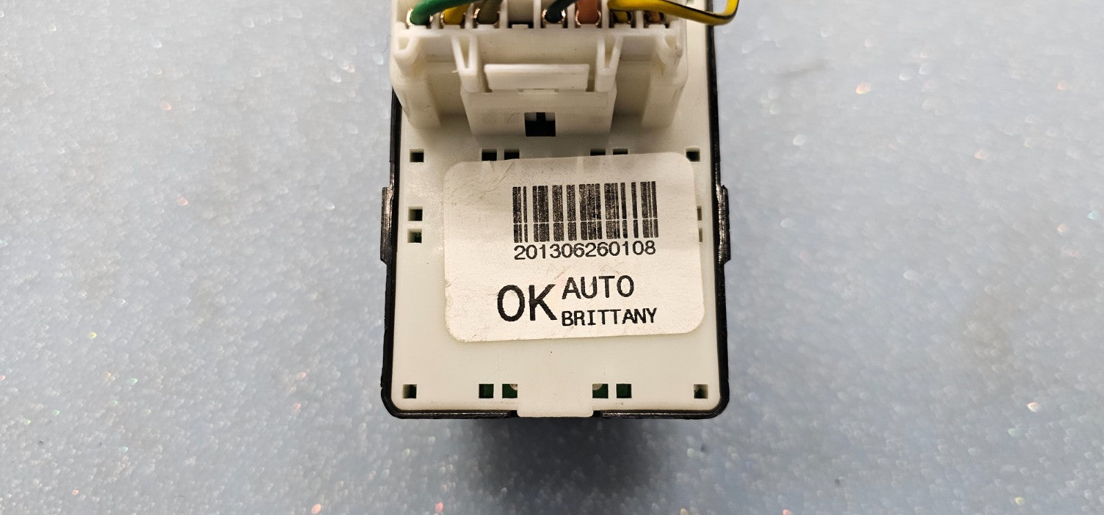 🔥10-14 Hyundai Sonata Left Driver Master Power Window Door Switch Assembly Gray