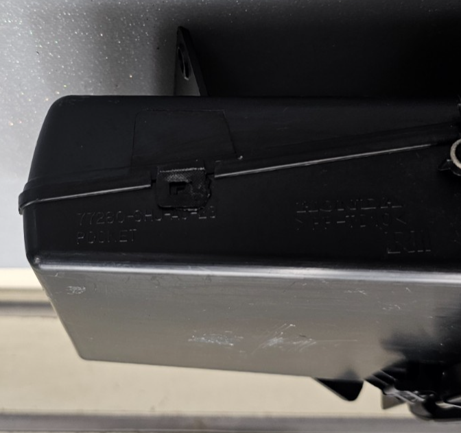 🔥05-07 Honda Odyssey Front Center Dash Console Pocket Storage Black