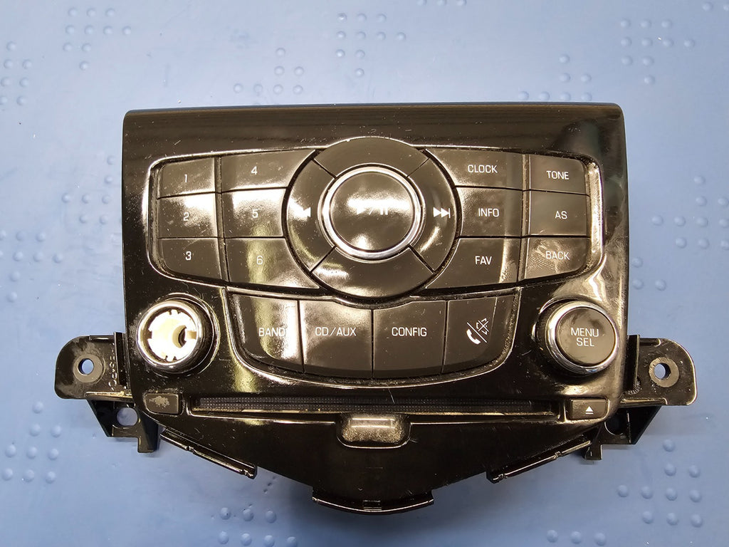 🔥12-16 CRUZE Dash AM FM Radio Satellite CD AUX Player Face Plate Control Panel