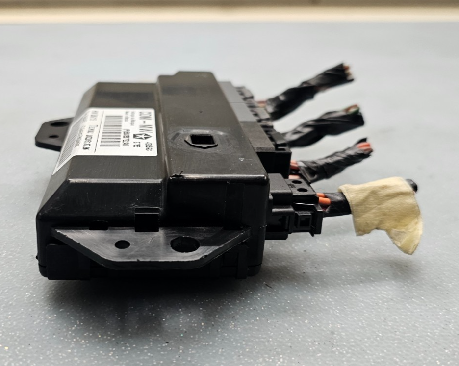 🔥05-10 CHRYSLER 300 Charger magnum  FRONT DOOR WINDOW CONTROL MODULE MEMORY