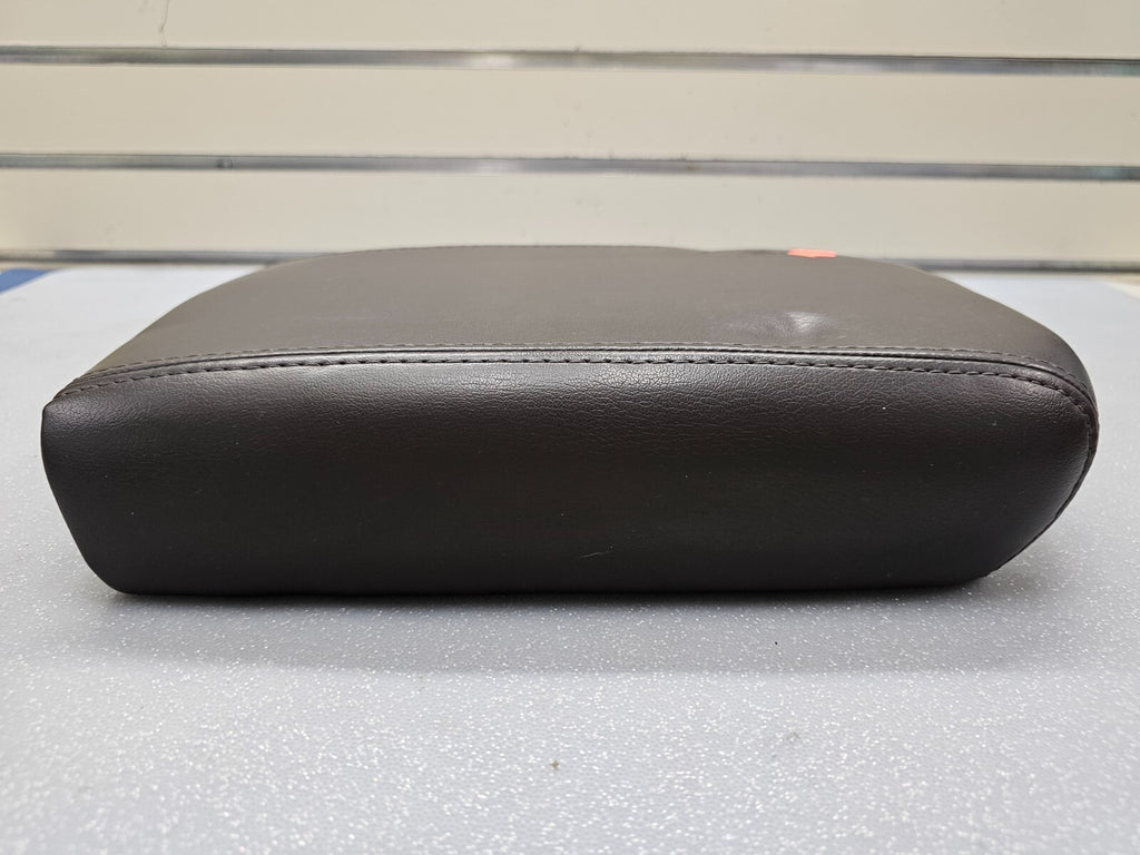 07-17 TRAVERSE ACADIA Enclave Leather Armrest Center Console Lid Assembly BLACK