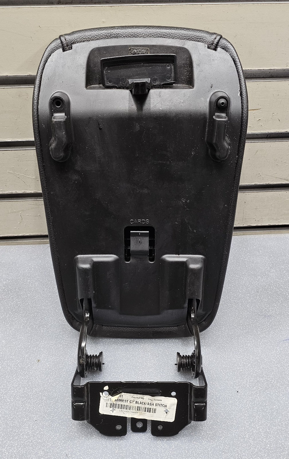 🔥13-16 FORD FUSION CENTER CONSOLE LID ARMREST BLACK LEATHER  OEM