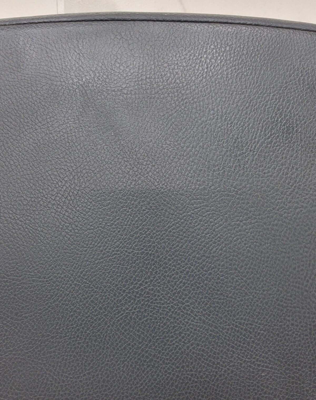 02-08 Dodge RAM Center Console Jump Seat ARMREST Cover Lid Leather Dark Blue JS7