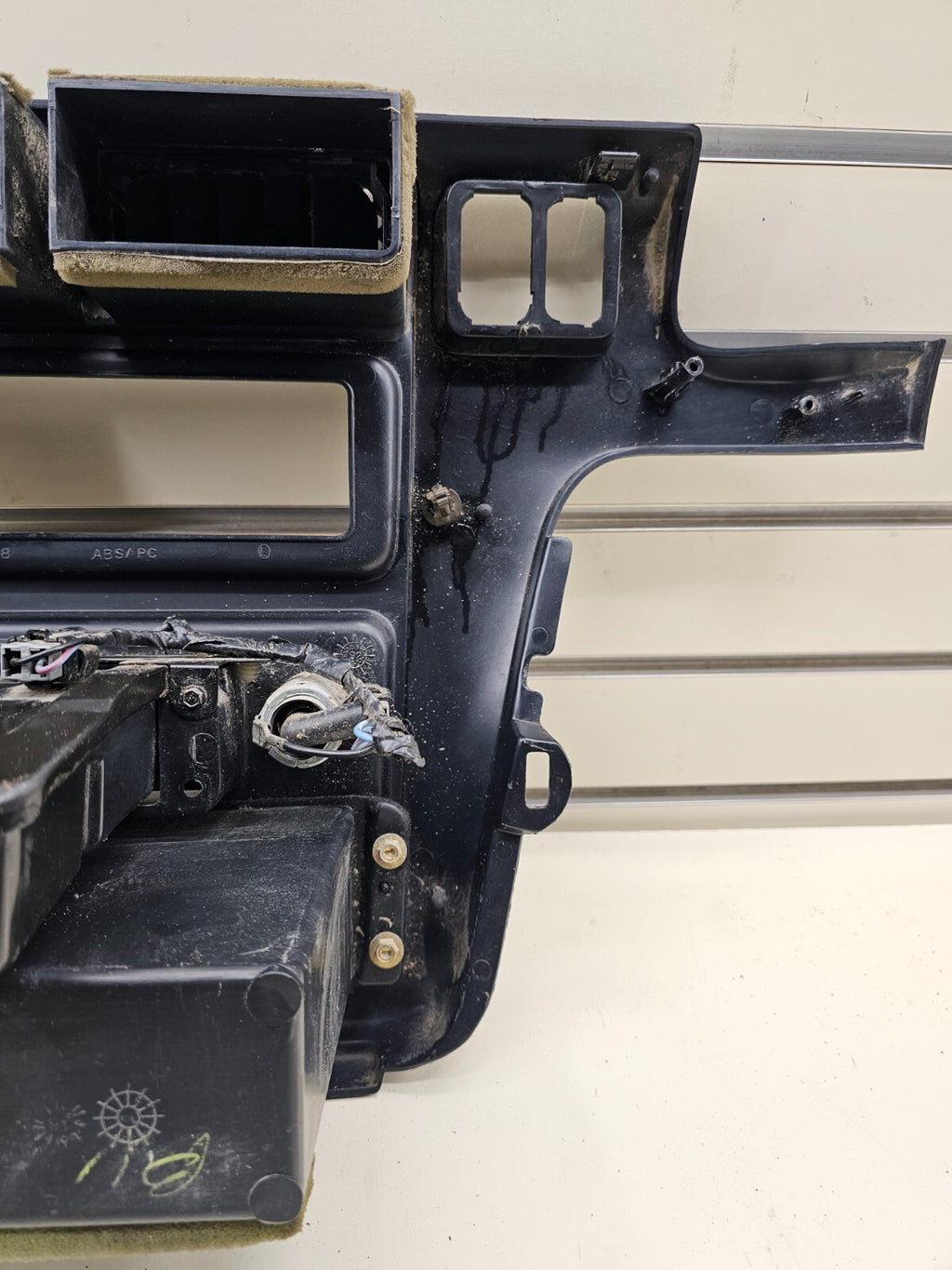 🔥92-97 FORD AEROSTAR DASH AM FM RADIO STEREO DISPLAY CLIMATE BEZEL PANEL BLACK