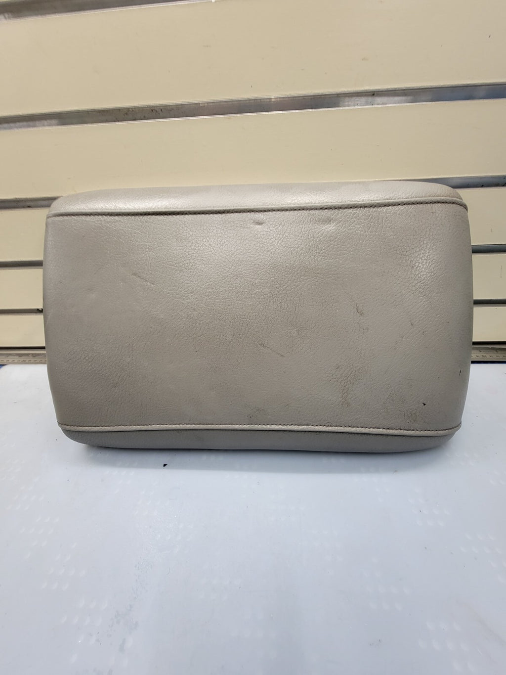 🔥2003-2006 FORD EXPEDITON CENTER CONSOLE ARMREST LID GRAY LEATHER
