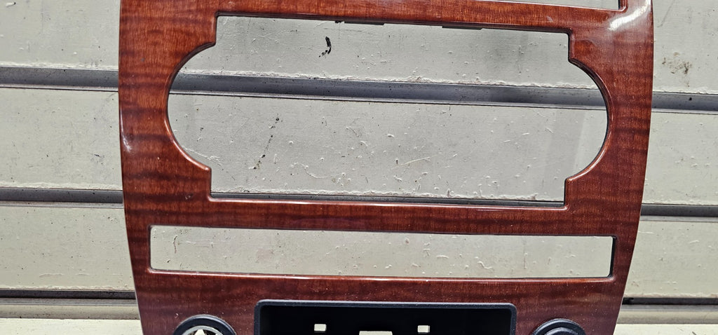 🔥05-07 JEEP GRAND CHEROKEE DASH PANEL RADIO SURROUND TRIM BEZEL WOODGRAIN OEM