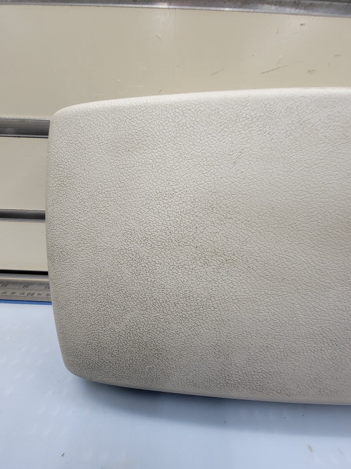 🔥05-07 Chrysler 300 Dodge CHARGER Center Console ARMREST Lid Cover LIGHT TAN