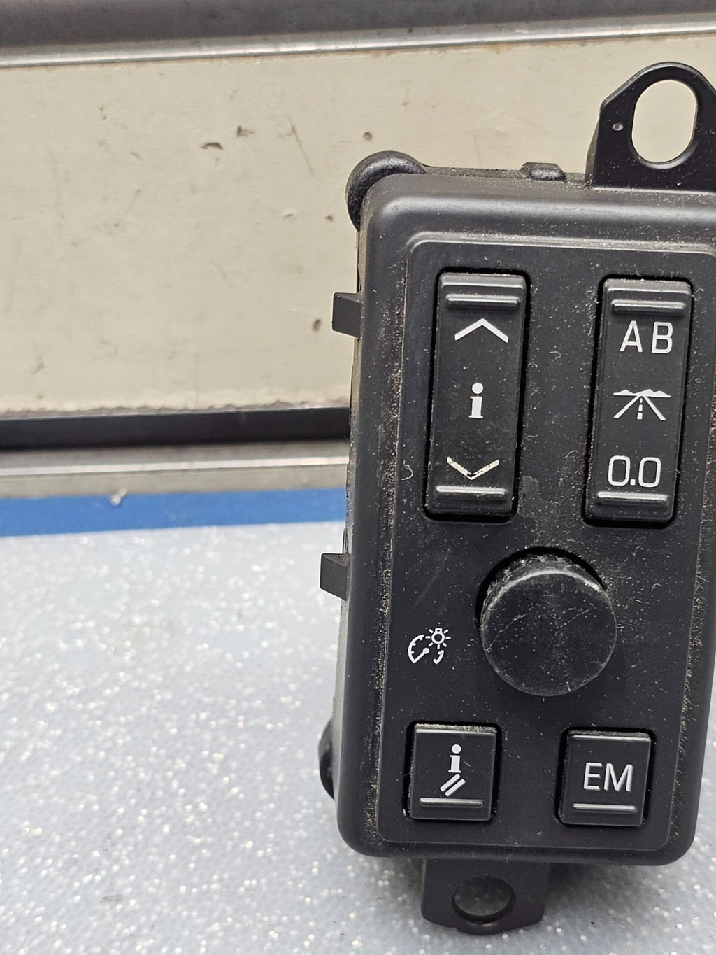 🔥04-11 Cadillac STS Left Driver Dash Display Dimmer Switch Information Center
