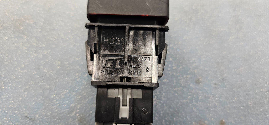 🔥06-08 Honda Ridgeline Hazard Warning Emergency Signal Light Switch Assembly