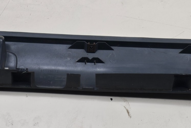 🔥03-20 Chevrolet Express GMC Savana 3rd Third Brake Light Trim Spoiler Black