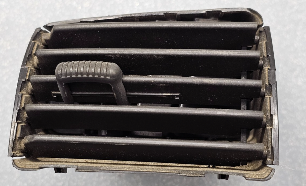 🔥04-12 Colorado Canyon Dash Left Driver Air Vent AC A/C Heater Panel OEM