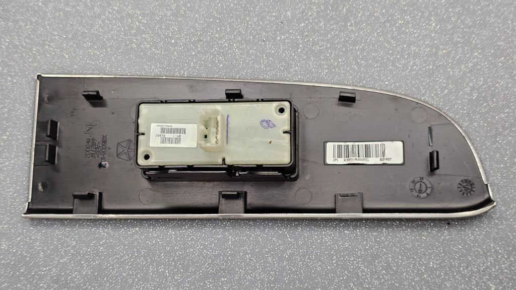 🔥07-14 Avenger Chrysler 200 Commander Right Passenger Window Switch Silver