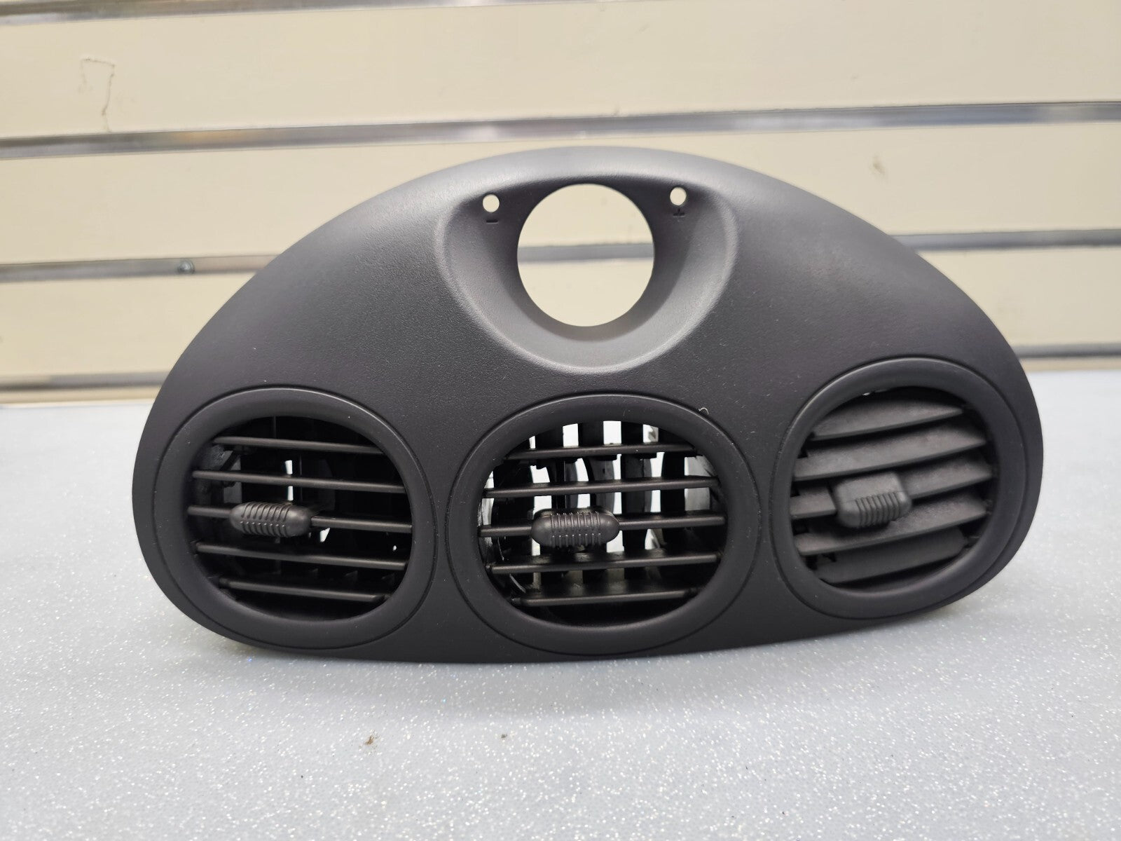 🔥98-04 Chrysler 300M Front Center Dash A/C Air Conditioning Heater Vent OEM