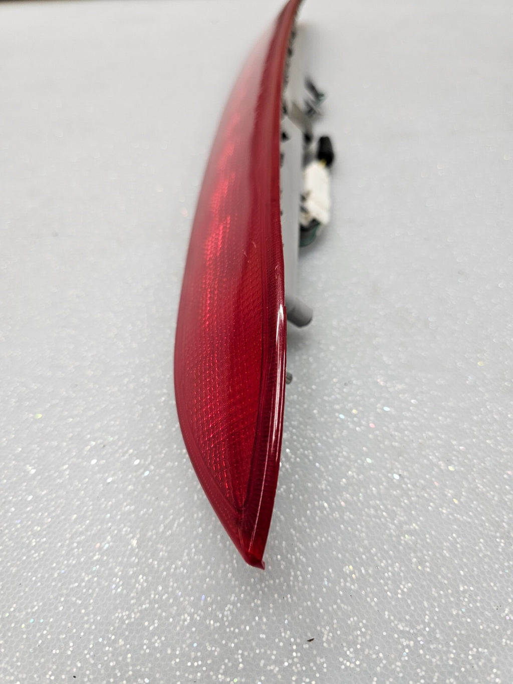 08-15 Nissan Rogue High Mounted Stop Third Brake Light Tail Light Lamp Assembly