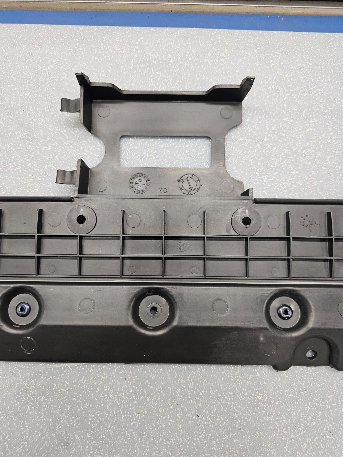 🔥99-09 Montana Uplander Venture Glove Box Storage Compartment Hinge Assembly