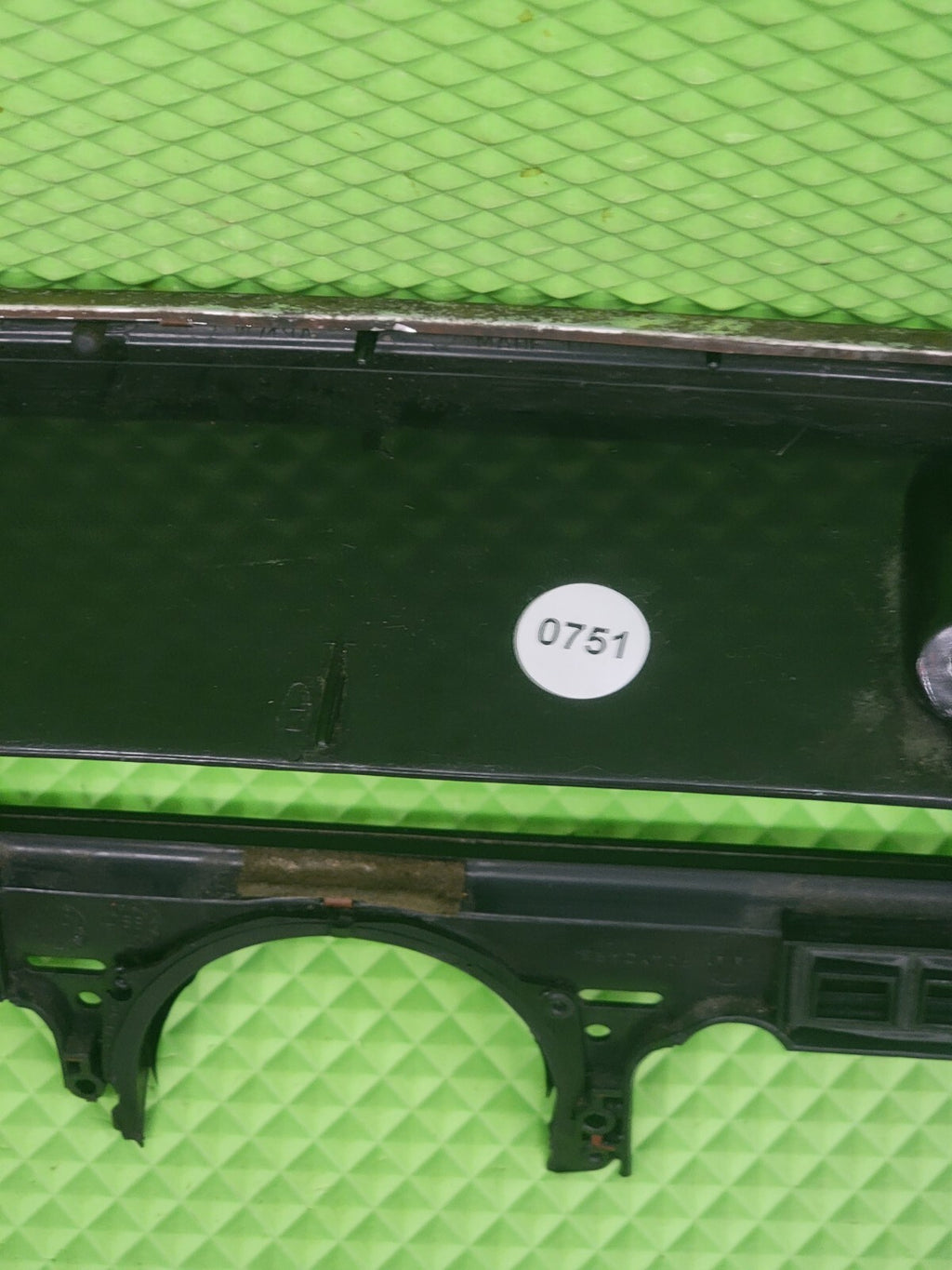 87-91 Ford F-150 F250 BRONCO Dash CLUSTER Bezel Speedo Gauge Trim woodgrain C11