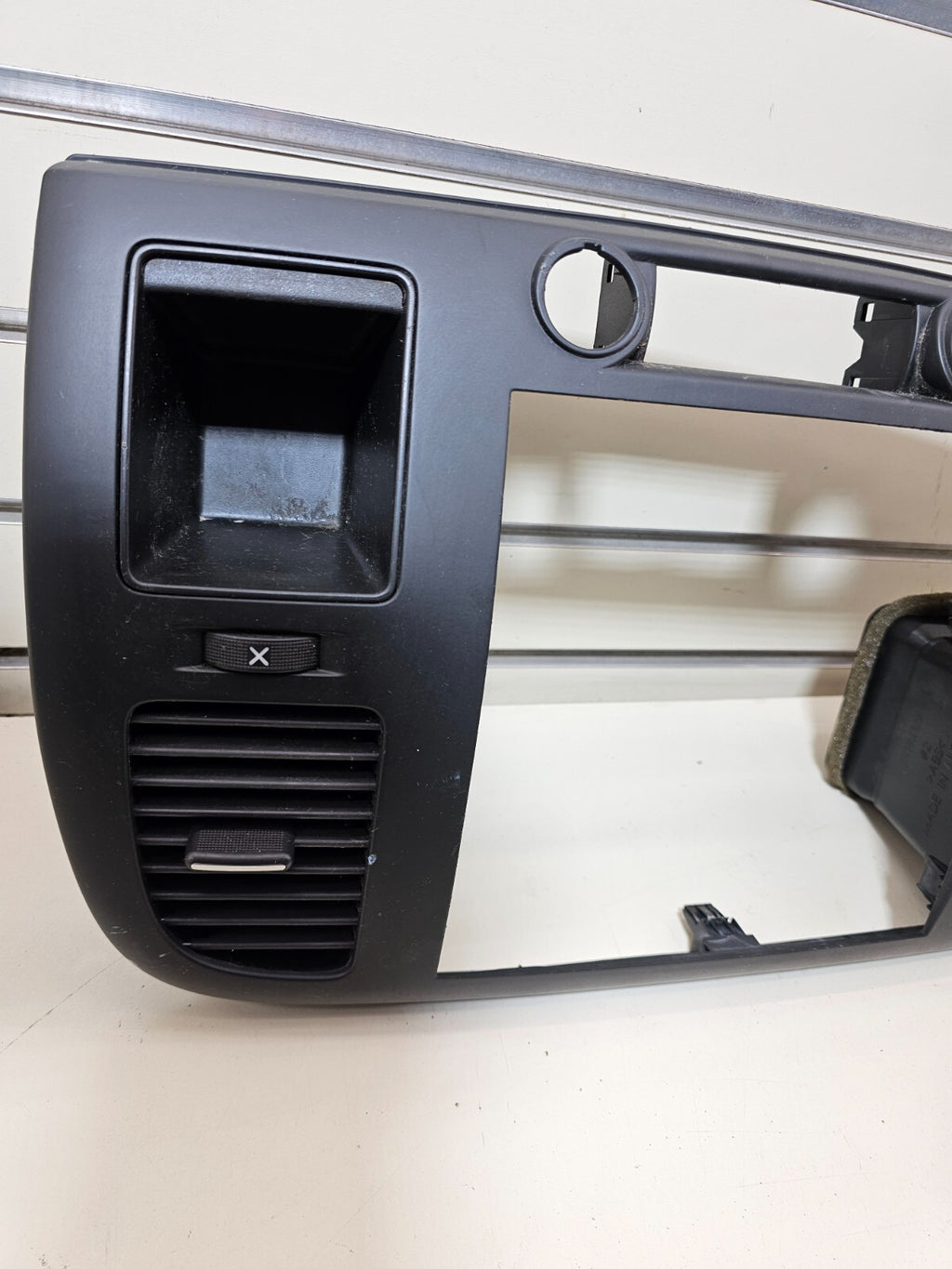 🔥07-14 Silverado SIERRA Center Dash Radio Bezel AC Climate Trim Panel BLACK B6