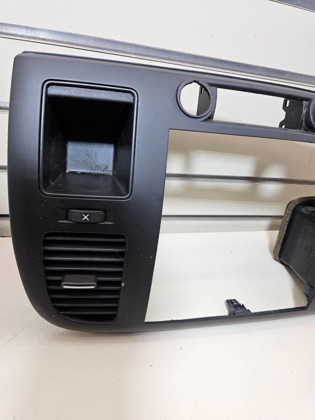 🔥07-14 Silverado SIERRA Center Dash Radio Bezel AC Climate Trim Panel BLACK B6