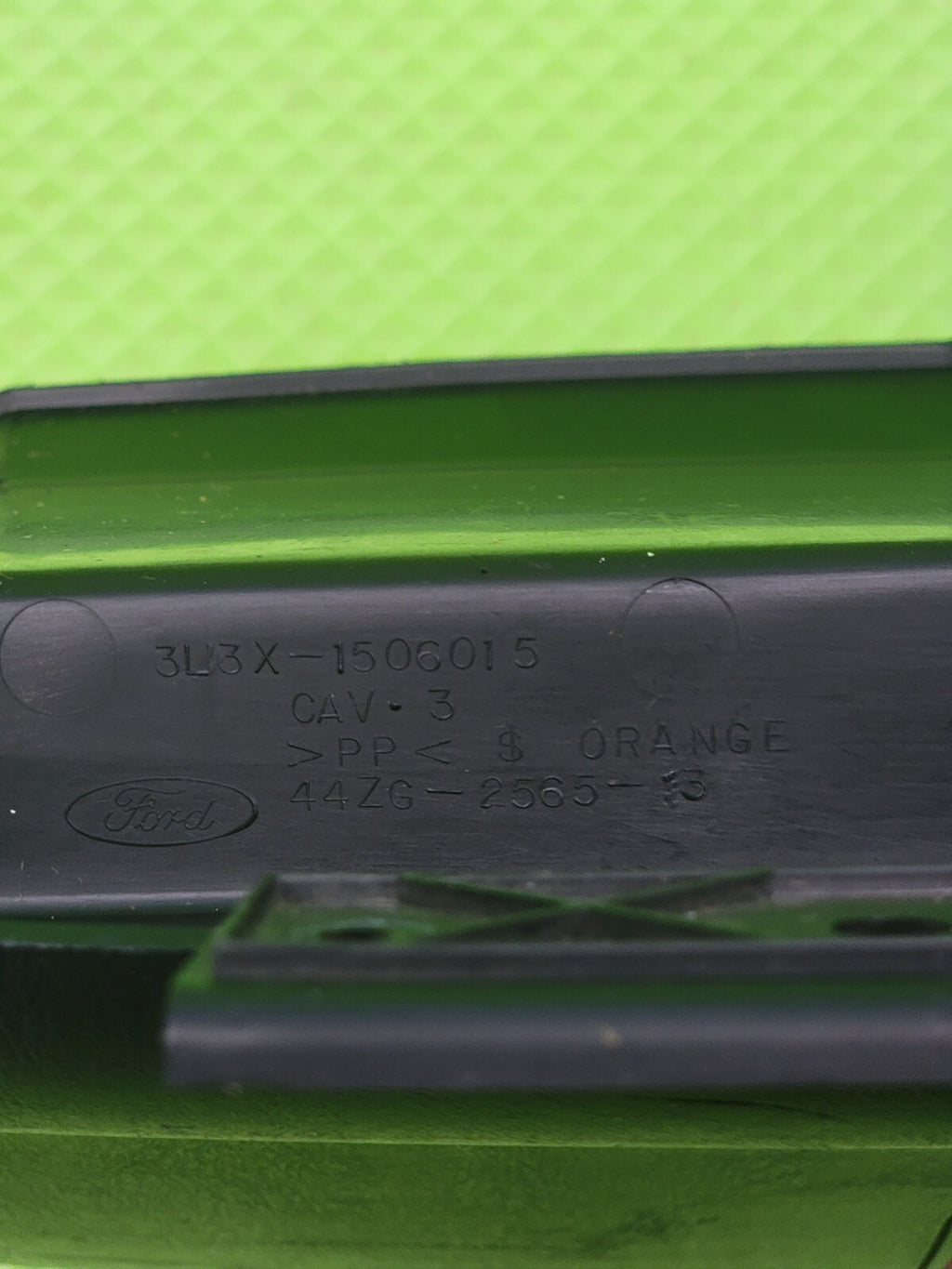 🔥97-02 FORD F150 F250 Expedition Dash Compartment Storage Glove Box Black OEM