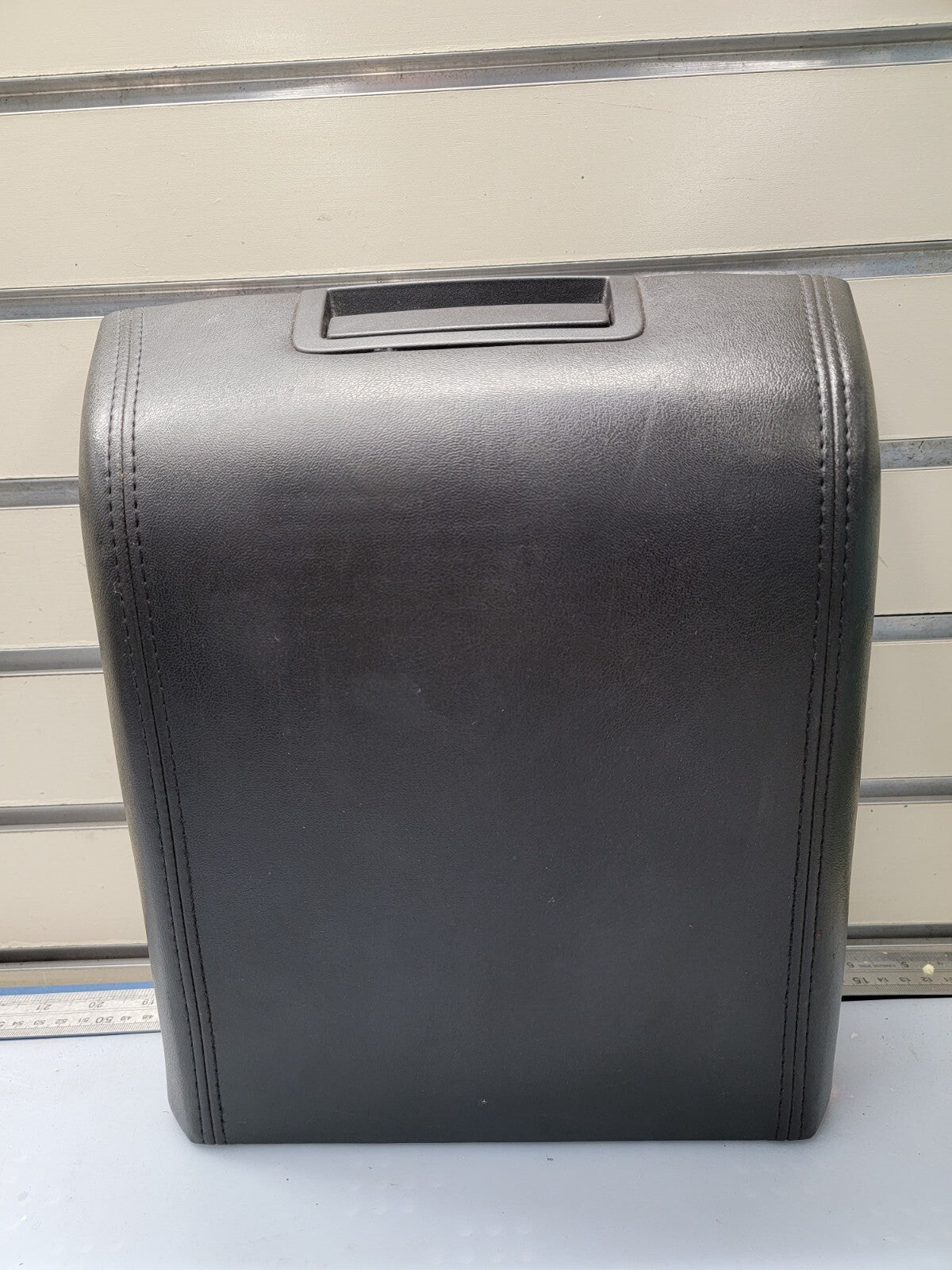 🔥04-08 FORD EXPEDITION CENTER CONSOLE COLUMN SHIFT ARM REST LID BLACK LEATHER