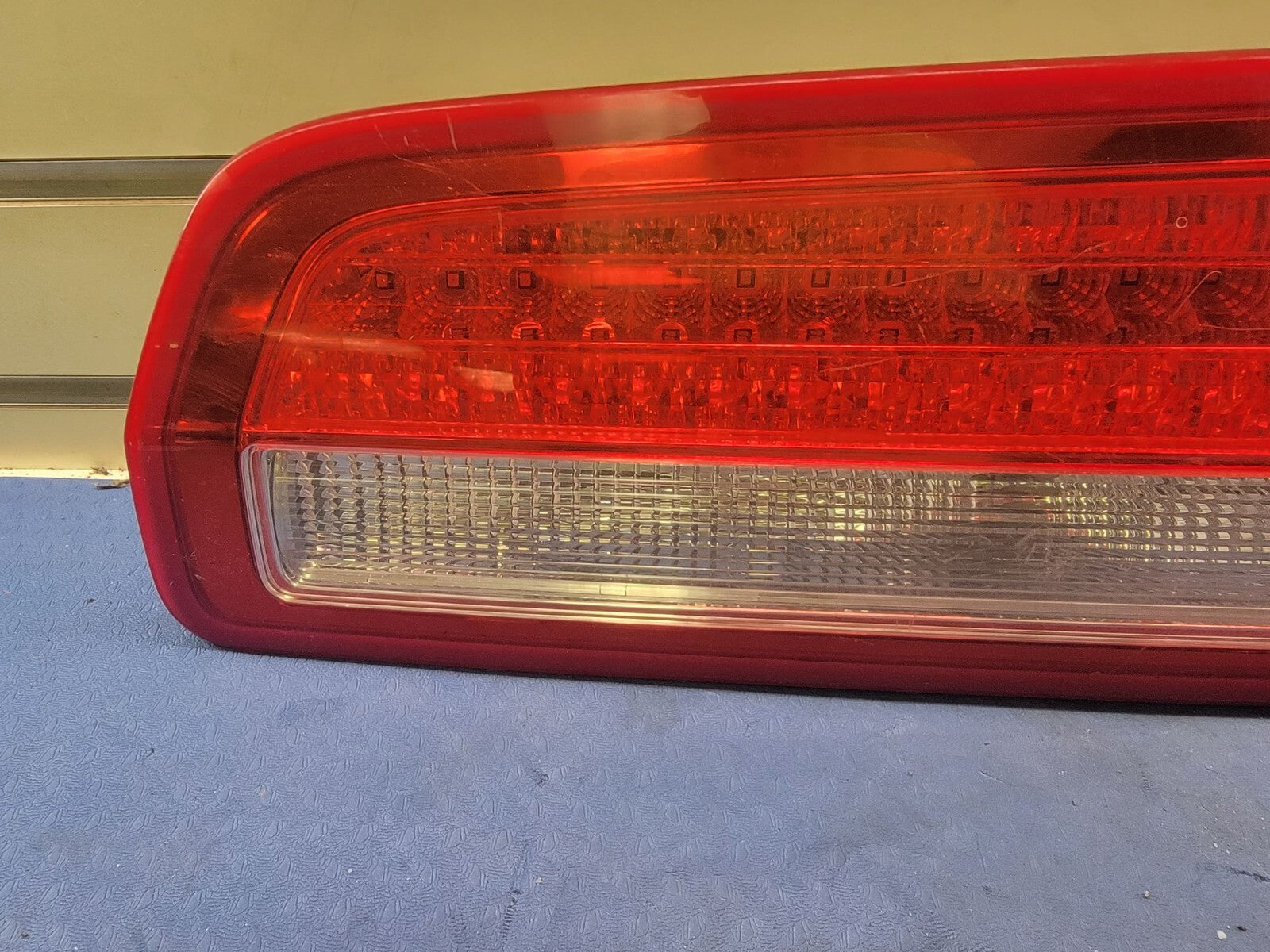 10-12 Lincoln Mkz Driver Left Side Tail Light Taillight OEM