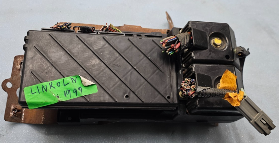🔥99-02 FORD EXPEDITION NAVIGATOR INTERIOR FUSE GEM MULTIFUNCTION BCM MODULE