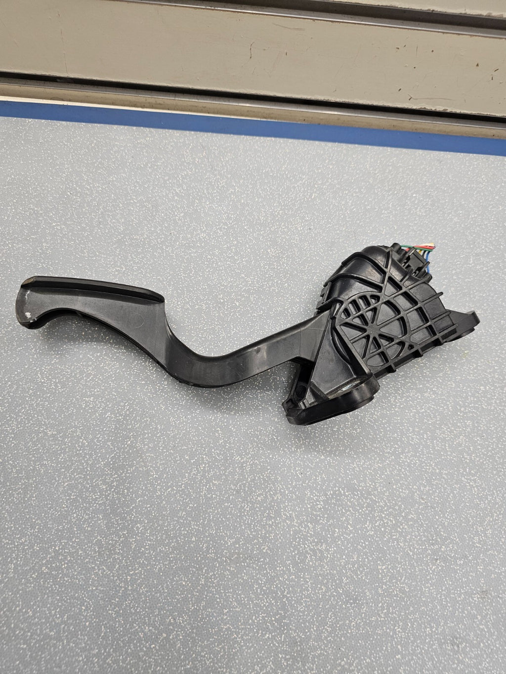 🔥2004 -  2009 Toyota Prius Gas Accelerator Pedal  OEM