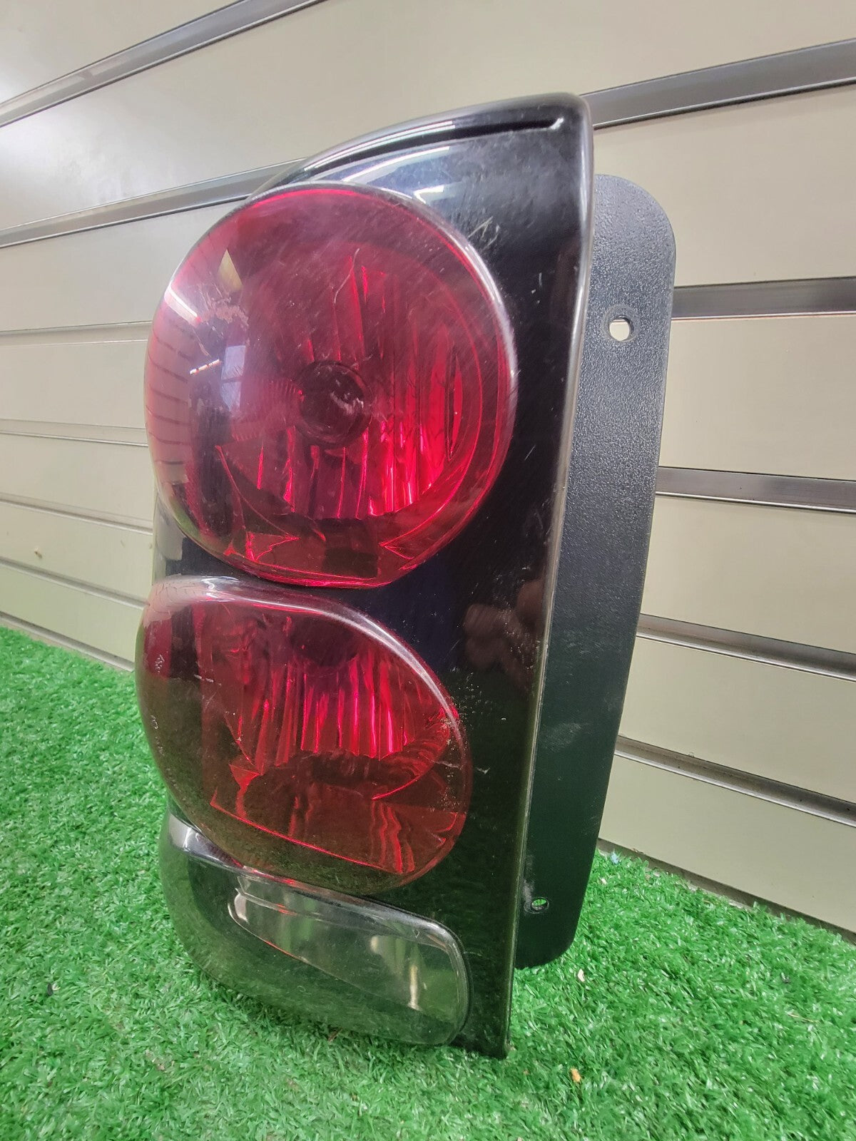 🔥02-09 Chevy TRAILBLAZER REAR LEFT Driver Tail Light Lamp Assembly Chrome OEM
