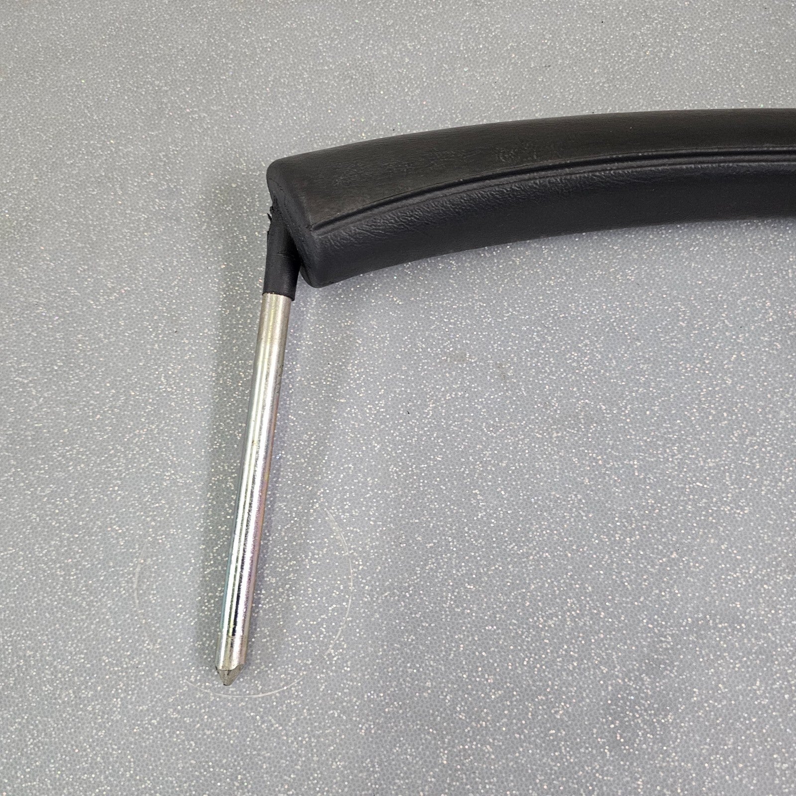 🔥99-06 SILVERADO SIERRA Dash Pad Dashboard GRAB BAR ASSIST HANDLE Graphite