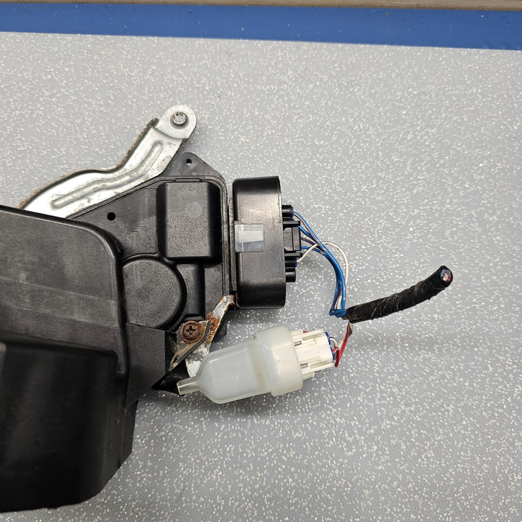 🔥01-05 Toyota RAV4 Trunk Tailgate Door LATCH Lock Actuator Swing Gate Assembly