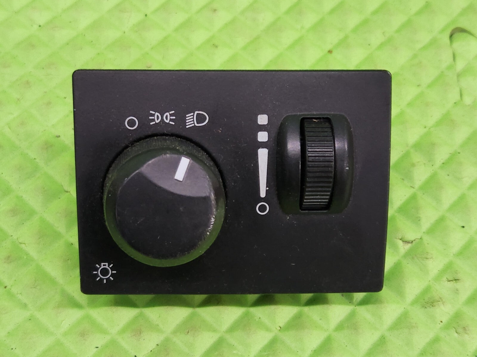 🔥2005-2010 Chrysler 300 Charger Magnum Headlight Switch Black HS4