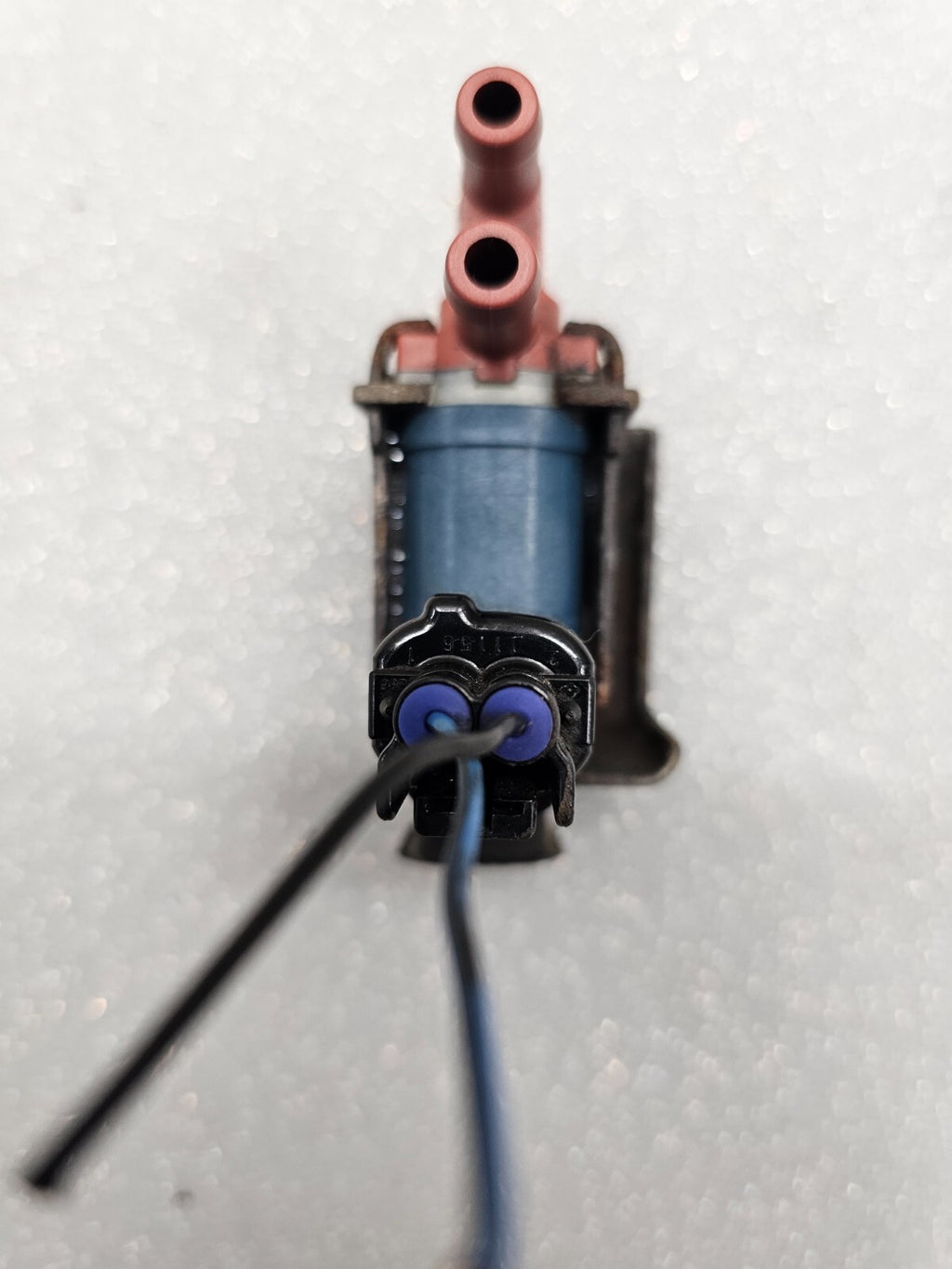 98-02 TOYOTA COROLLA OEM PURGE VACUUM SWITCH VALVE VSV90910-12211/25860-0D010/TC