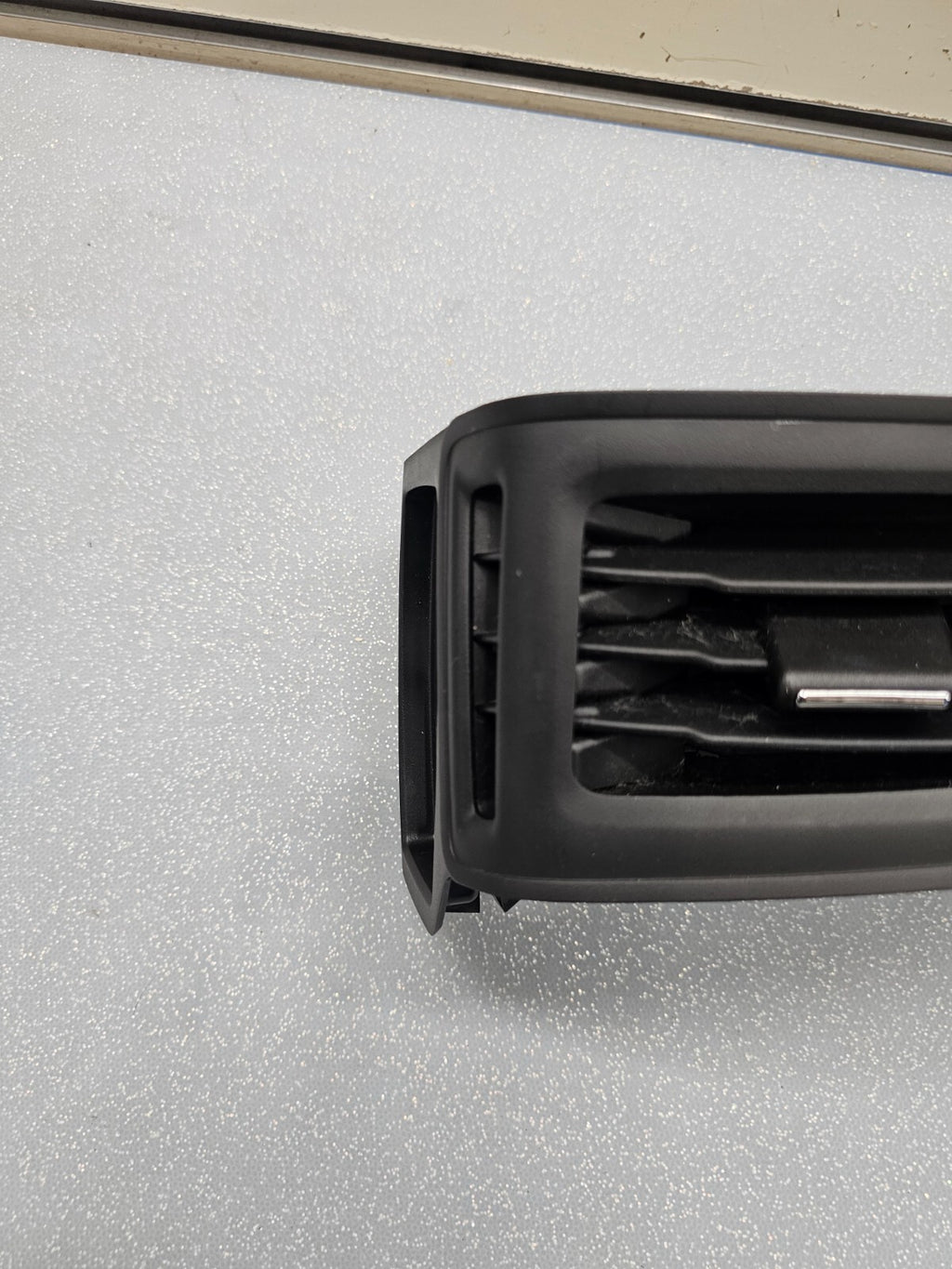 🔥2012 - 2014 Ford Focus Dash A/C Air Vent Trim Driver Side Front OEM