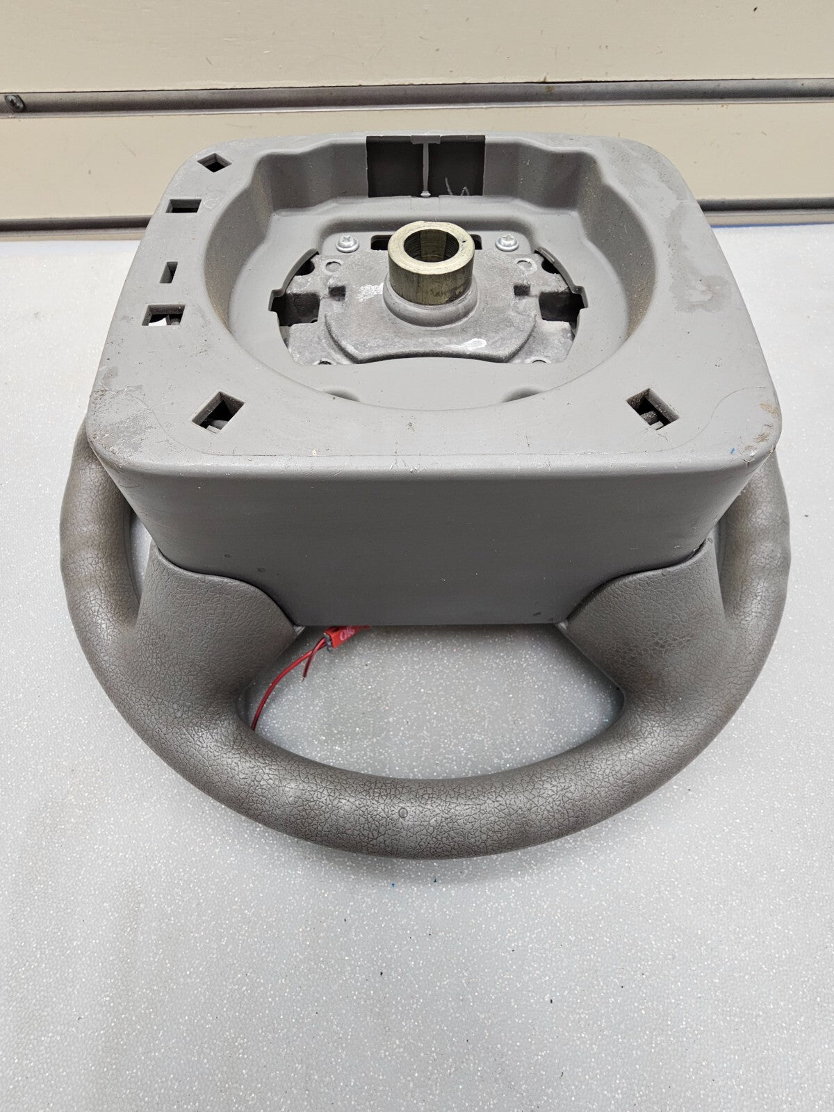 2004-2008 Ford F-150 Tan Leather Wrapped Steering Wheel OEM CONTROL SWITCH GRAY