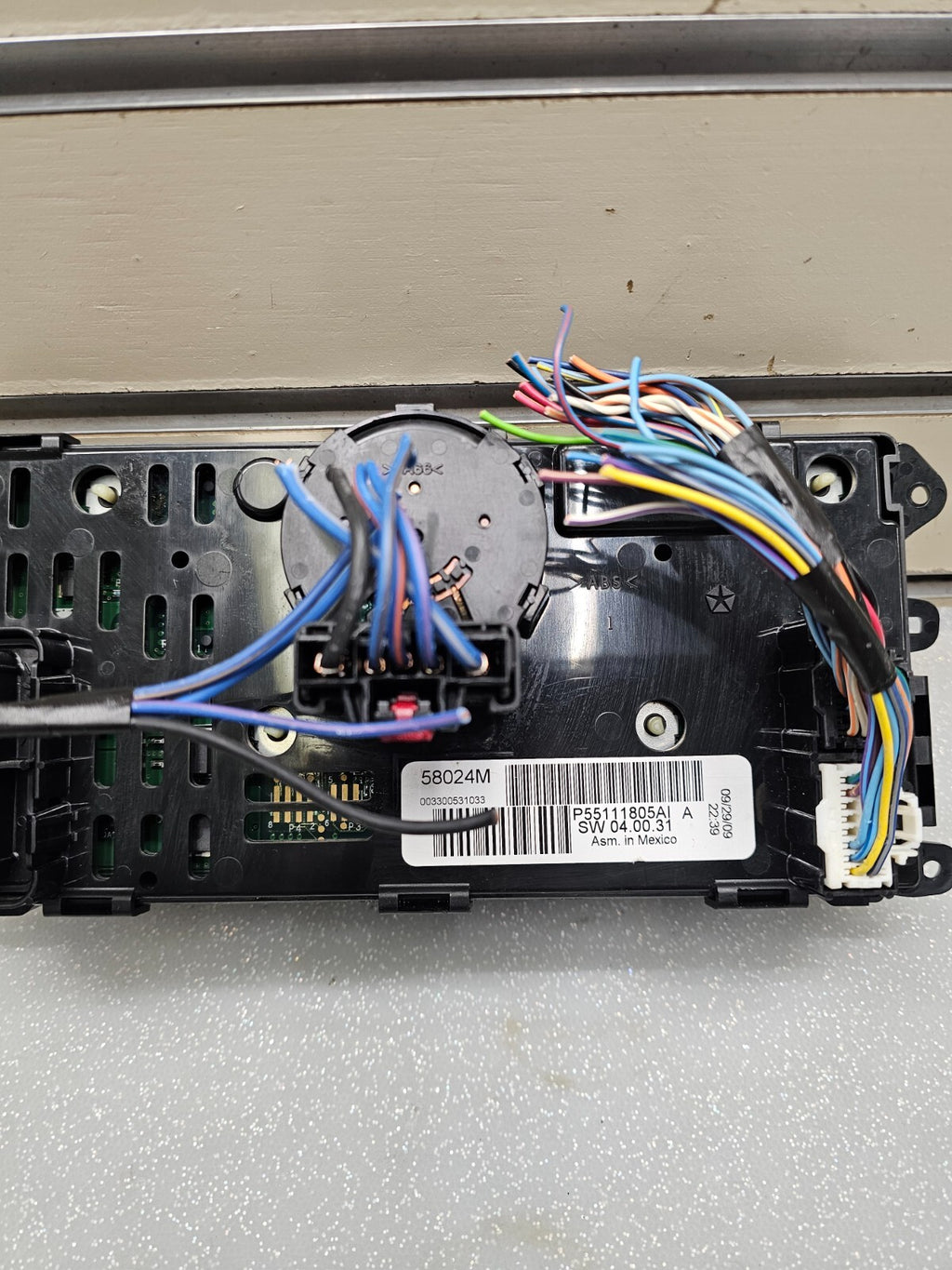 08-10 Grand Caravan Town Country Dash AC Heater Climate Temperature Control Unit