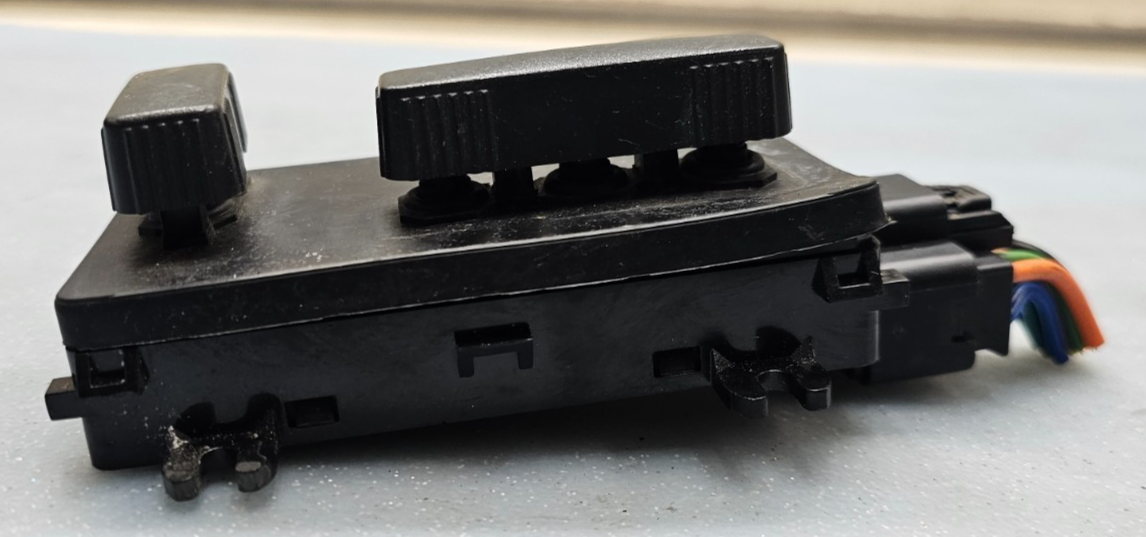 🔥99-07 Silverado Escalade Tahoe Yukon Avalanche Passenger Seat Control Switch