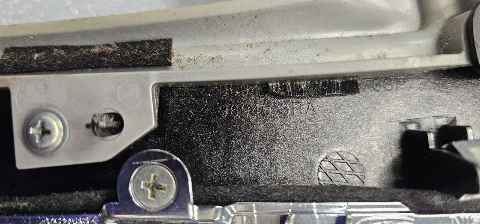 🔥16-19 Nissan Sentra Center Console Shifter Trim Bezel Ashtray OEM Silver