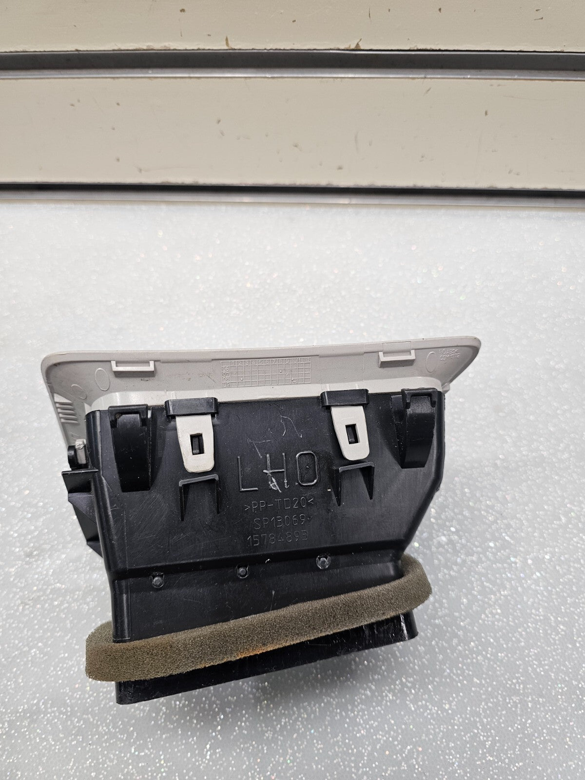 🔥08-12 Chevy MALIBU Dash A/C Heater AIR VENT Front left Driver Side Gray VT46